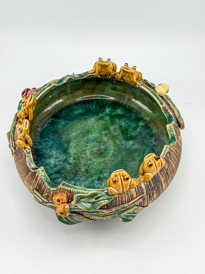 Majolica Style Ceramic Frog Bowl with Applied Frog Figurines, Teal Glaze, ~9" Diameter