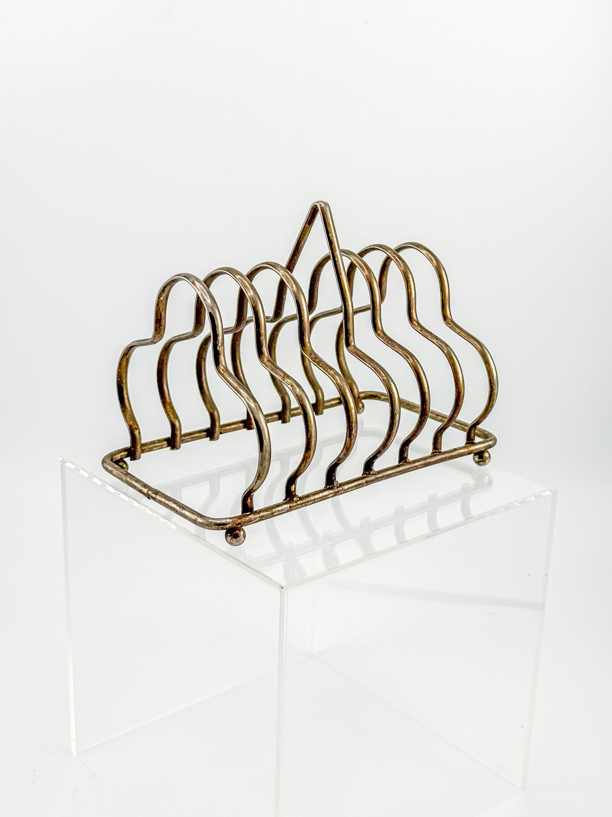 Vintage Art Deco English Silver-Plated Toast Rack with Wavy Dividers and Ball Feet, Letter Holder