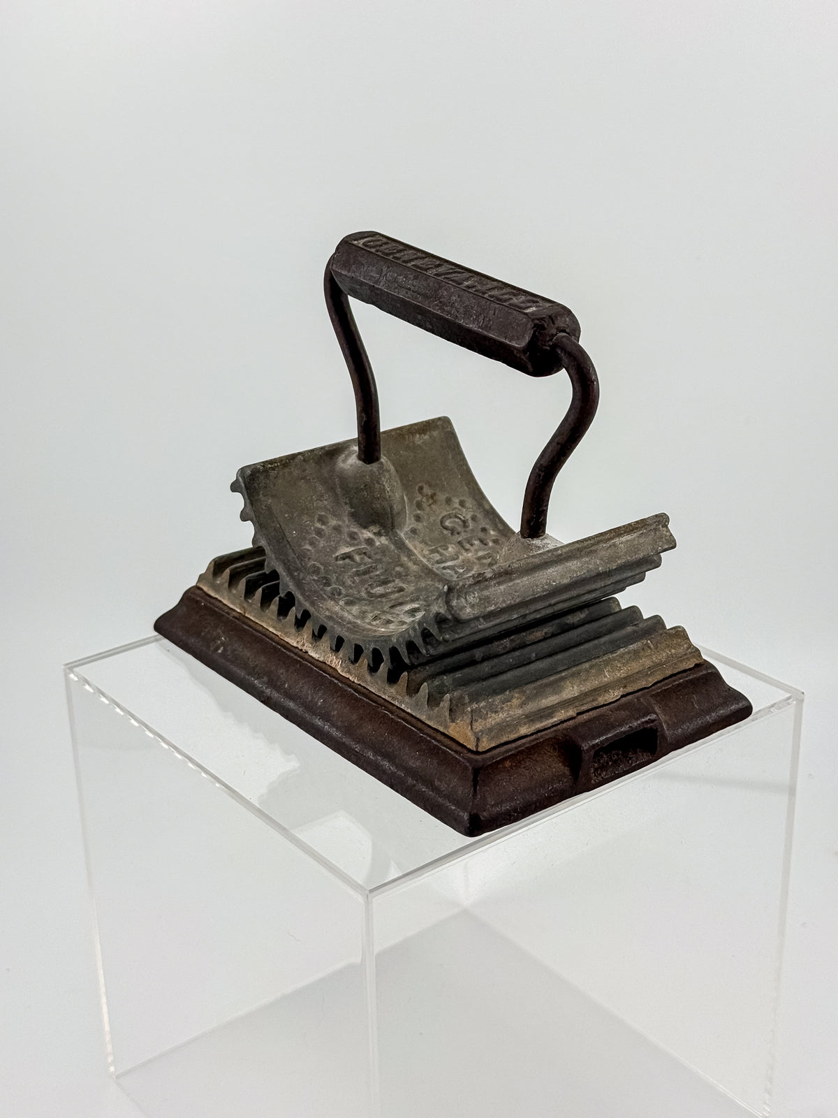 Antique hand fluter, Geneva hand fluter, 1866 fluting iron