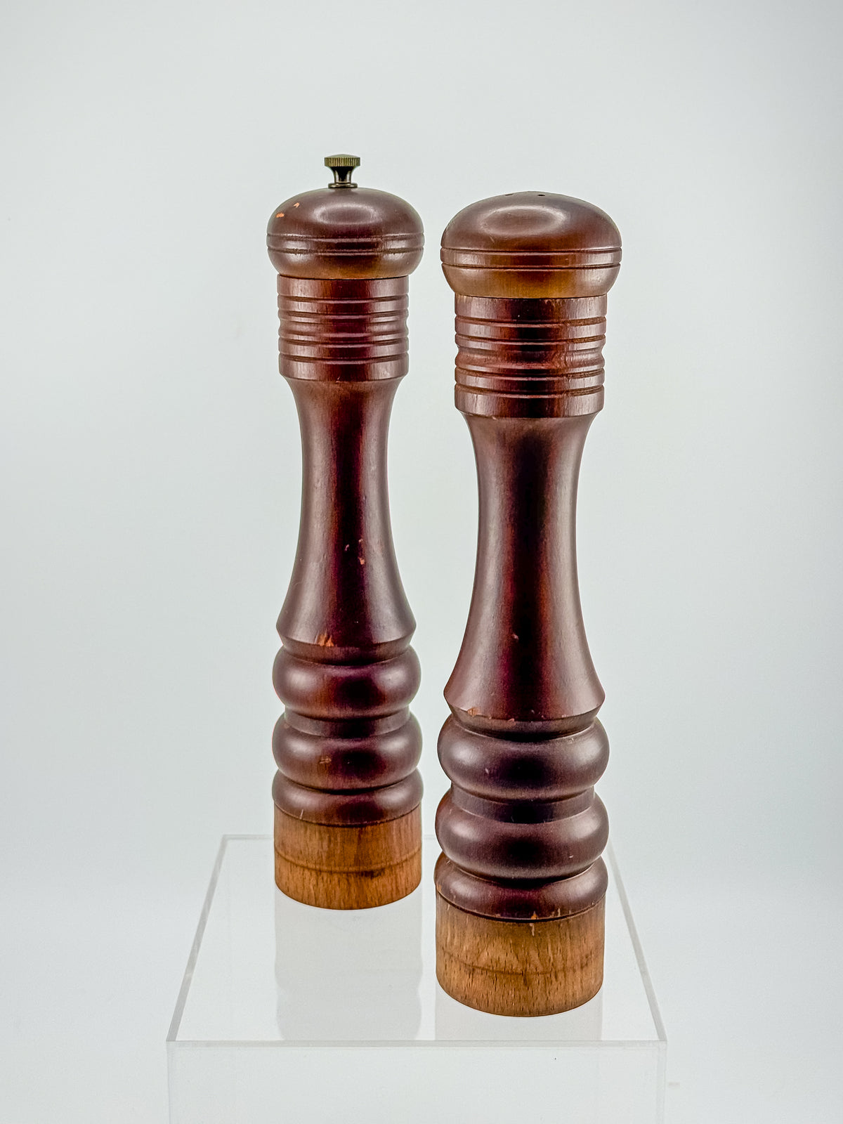 Vintage Nasco Master Pieces in Wood Turned Pepper Mill and Salt Shaker Set, Made in Japan