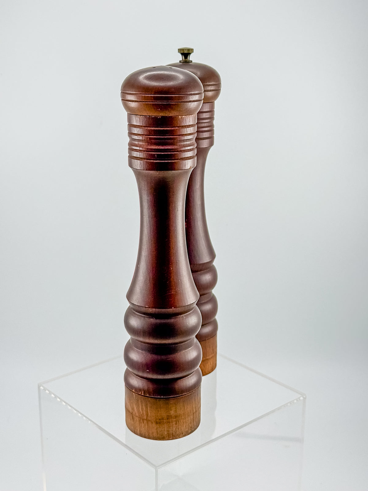 Vintage Nasco Master Pieces in Wood Turned Pepper Mill and Salt Shaker Set, Made in Japan