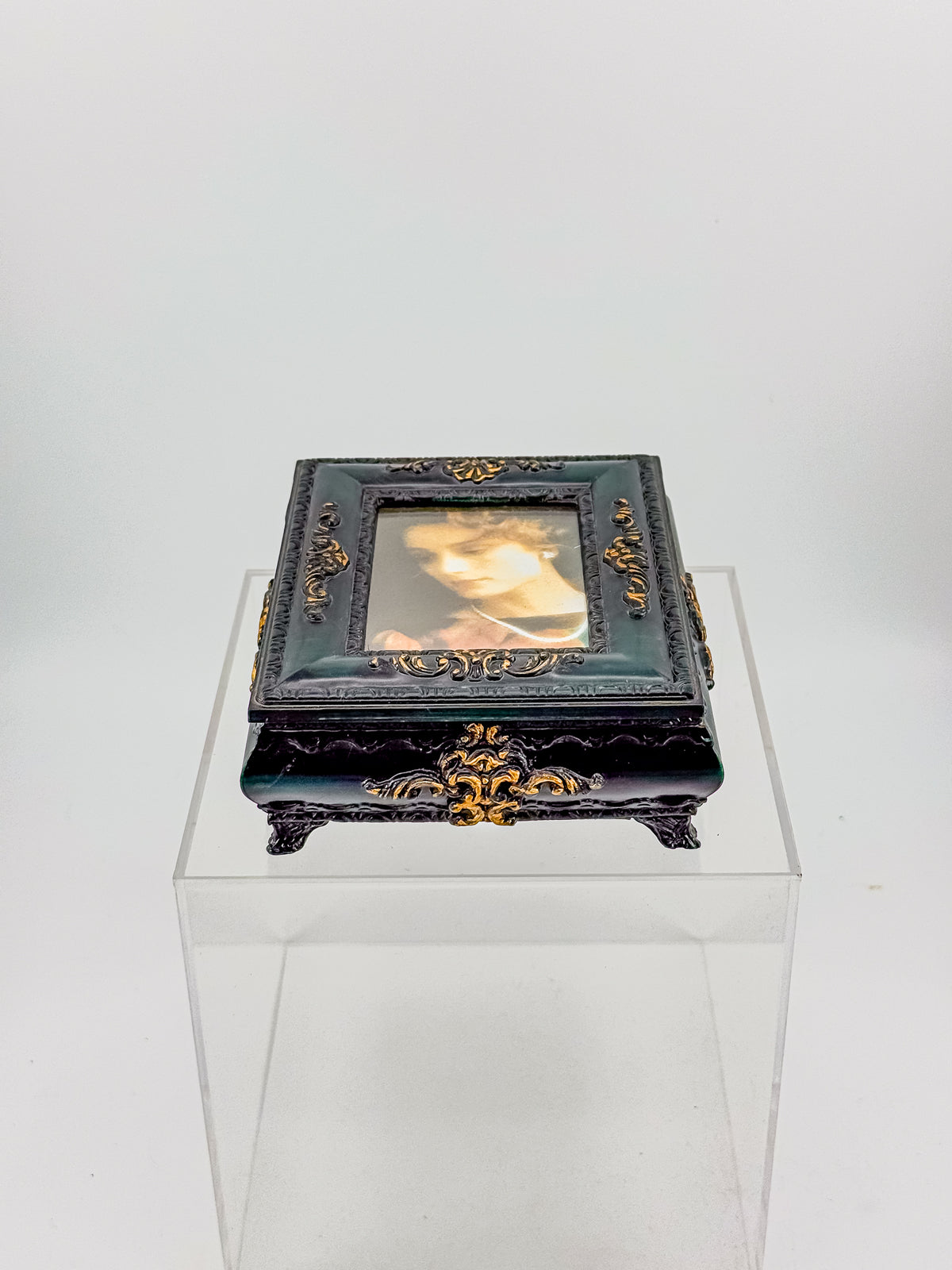Vintage Florentine Style Ornate Jewelry Box with Built-In Photo Frame Lid, Dark Green Finish and Gold Filigree