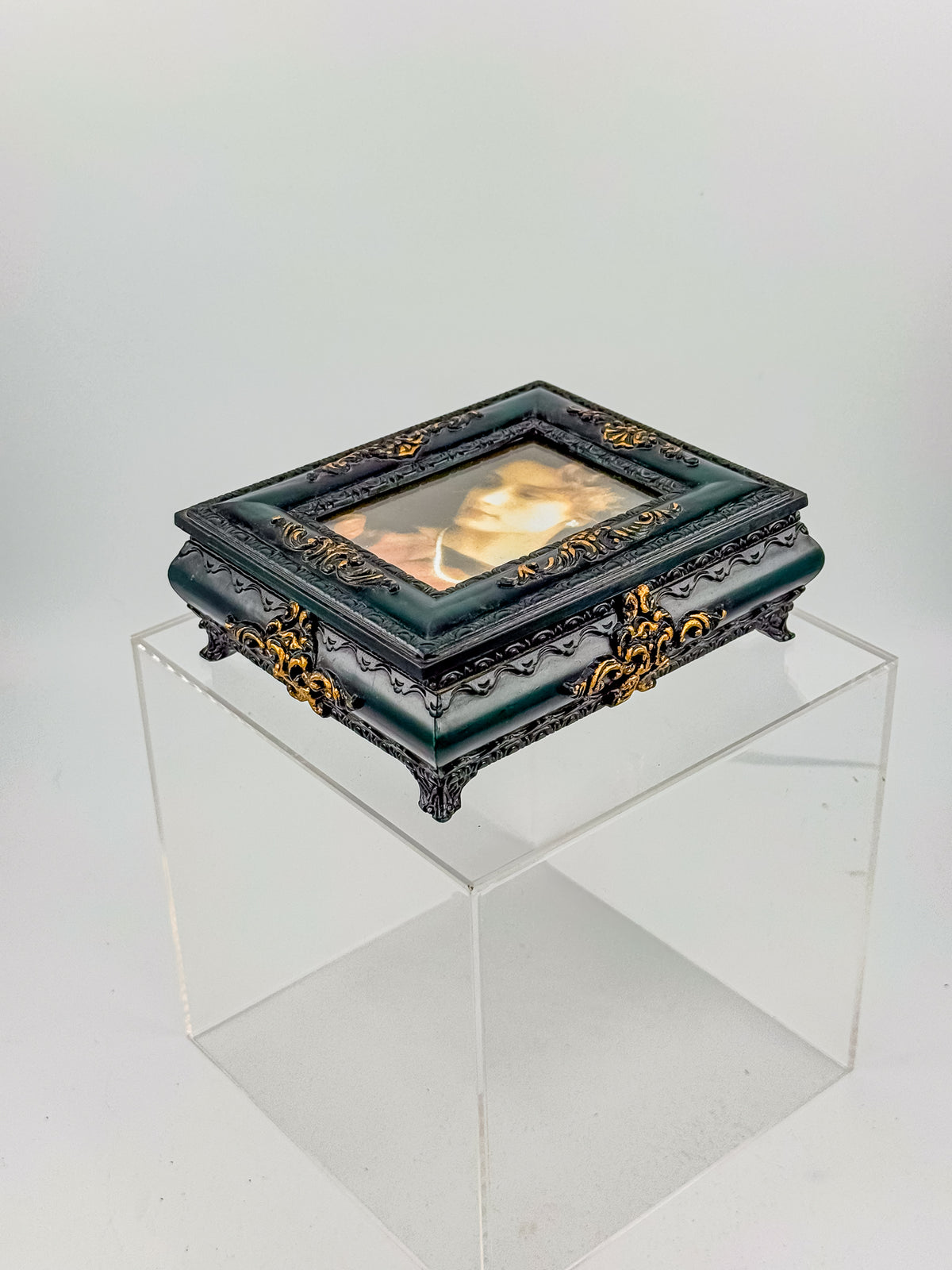 Vintage Florentine Style Ornate Jewelry Box with Built-In Photo Frame Lid, Dark Green Finish and Gold Filigree