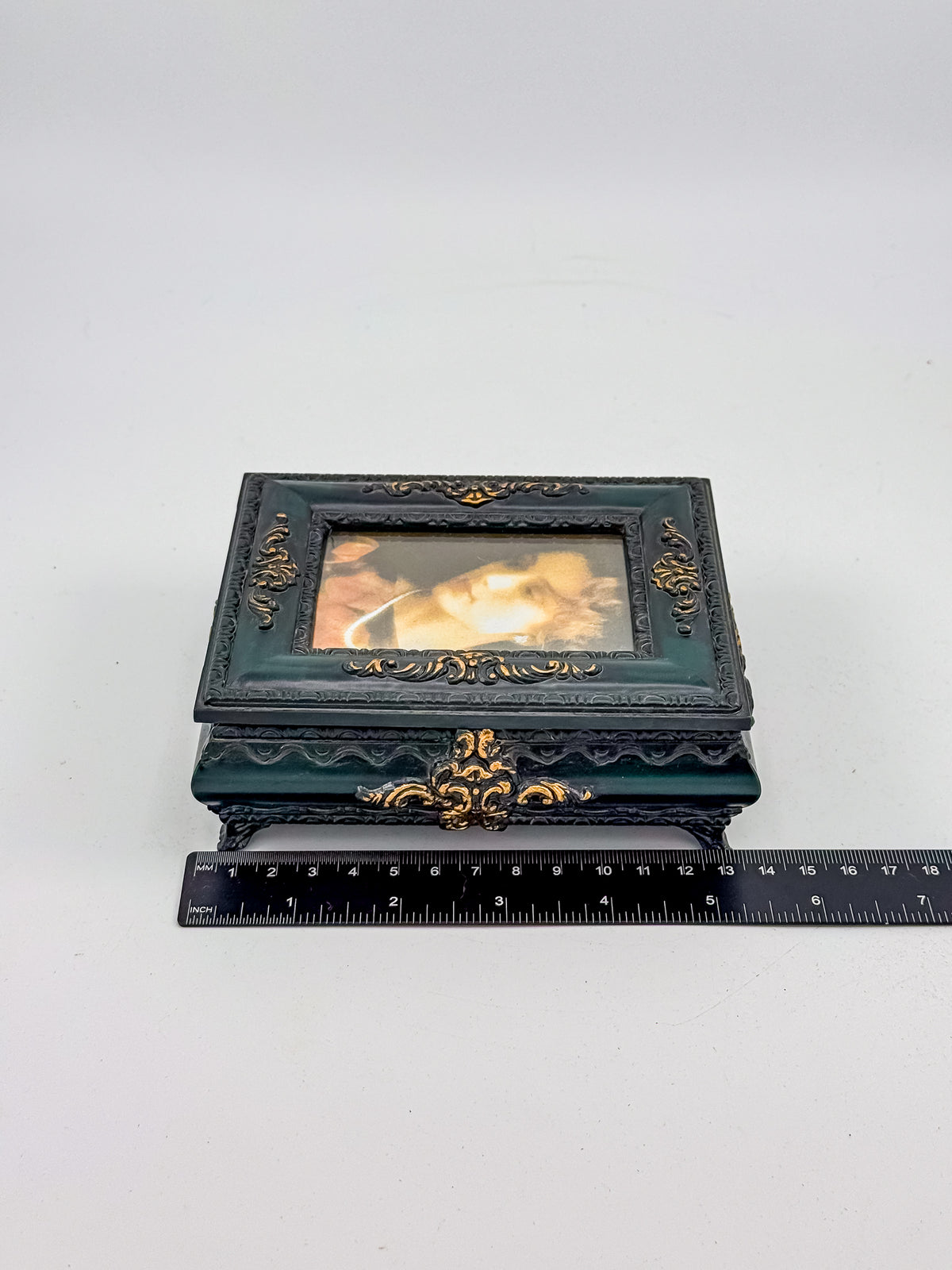 Vintage Florentine Style Ornate Jewelry Box with Built-In Photo Frame Lid, Dark Green Finish and Gold Filigree