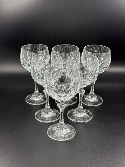 Schott-Zwiesel Gardone Wine Glass with Patterned Bowl and Faceted Stem, Sold Individually