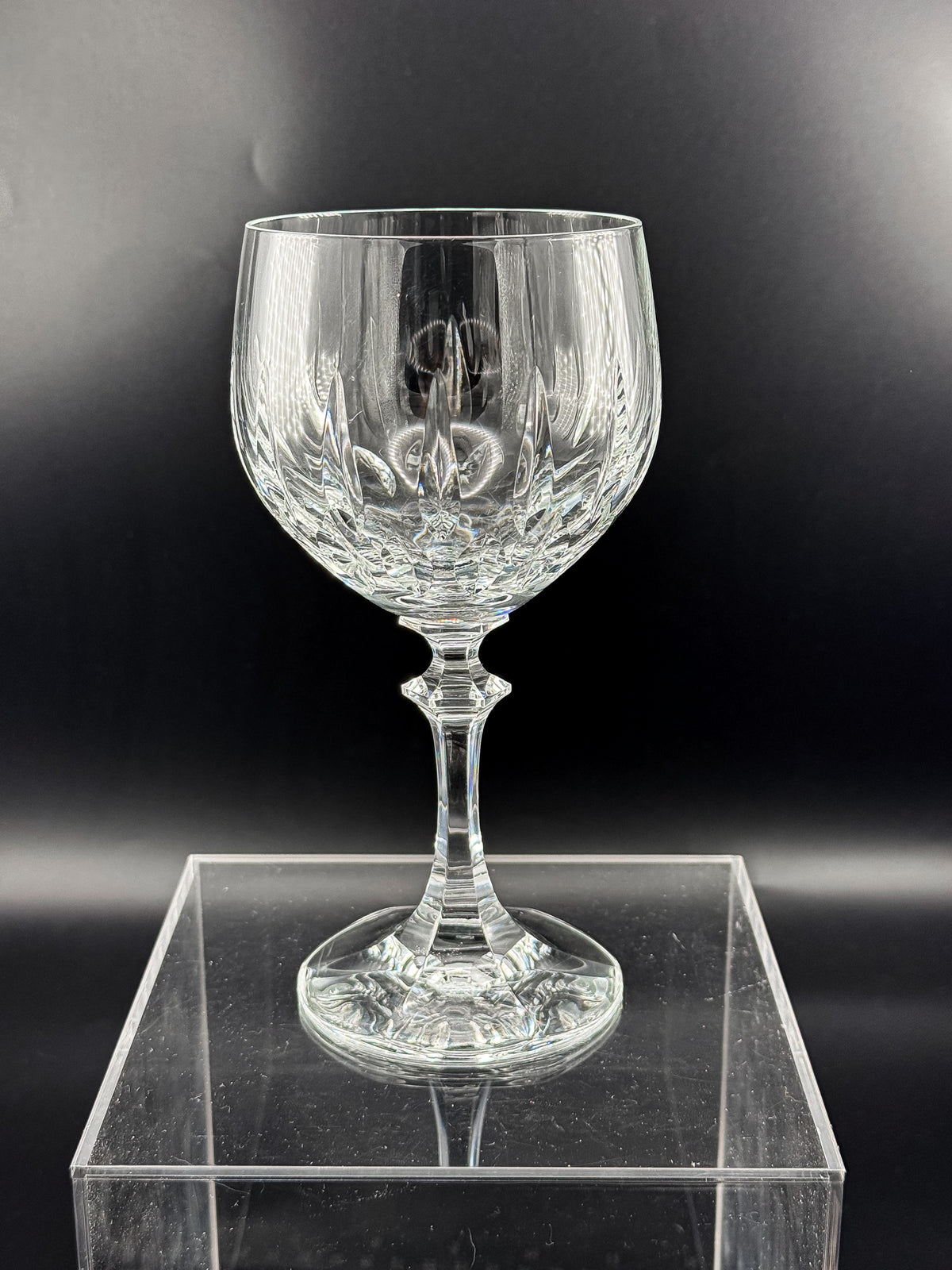 Schott-Zwiesel Gardone Water Goblet with Patterned Bowl and Faceted Stem, Sold Individually