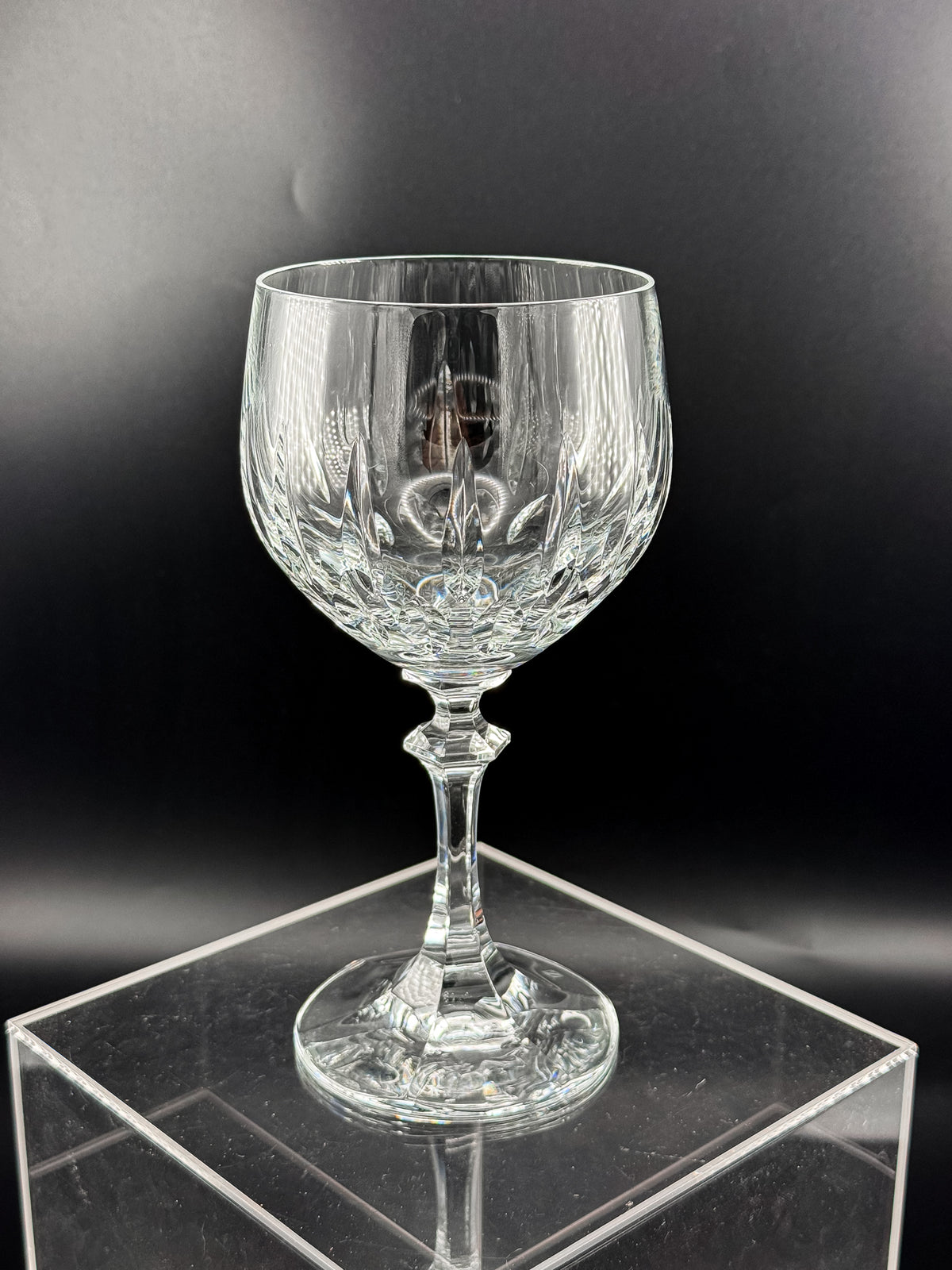Schott-Zwiesel Gardone Water Goblet with Patterned Bowl and Faceted Stem, Sold Individually