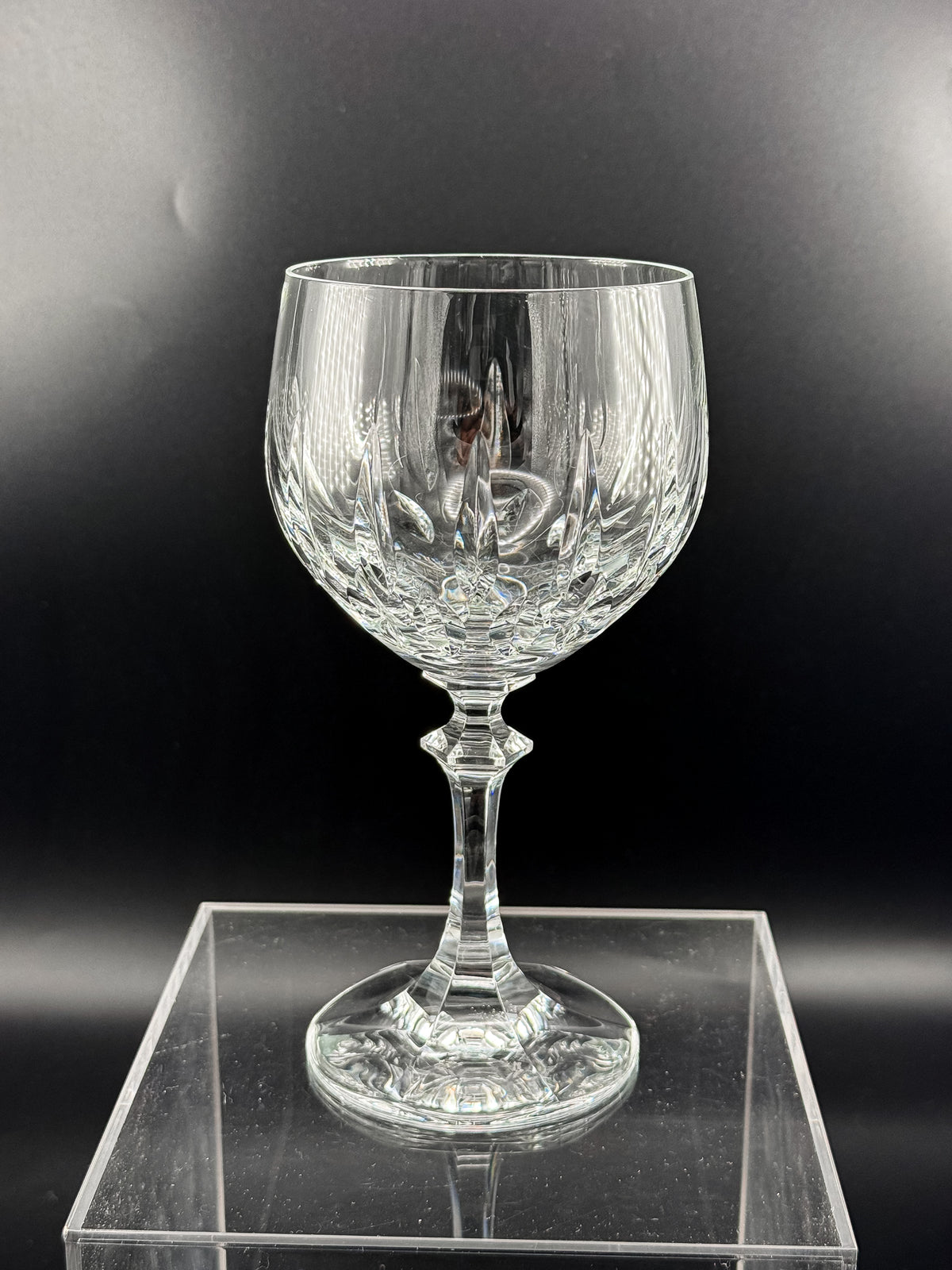 Schott-Zwiesel Gardone Water Goblet with Patterned Bowl and Faceted Stem, Sold Individually