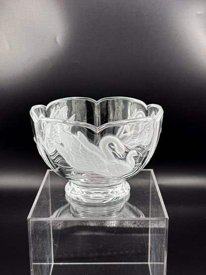 Clear Glass Footed Bowl with Frosted Swan Motifs and Scalloped Rim, Romantic Decorative Candy Dish