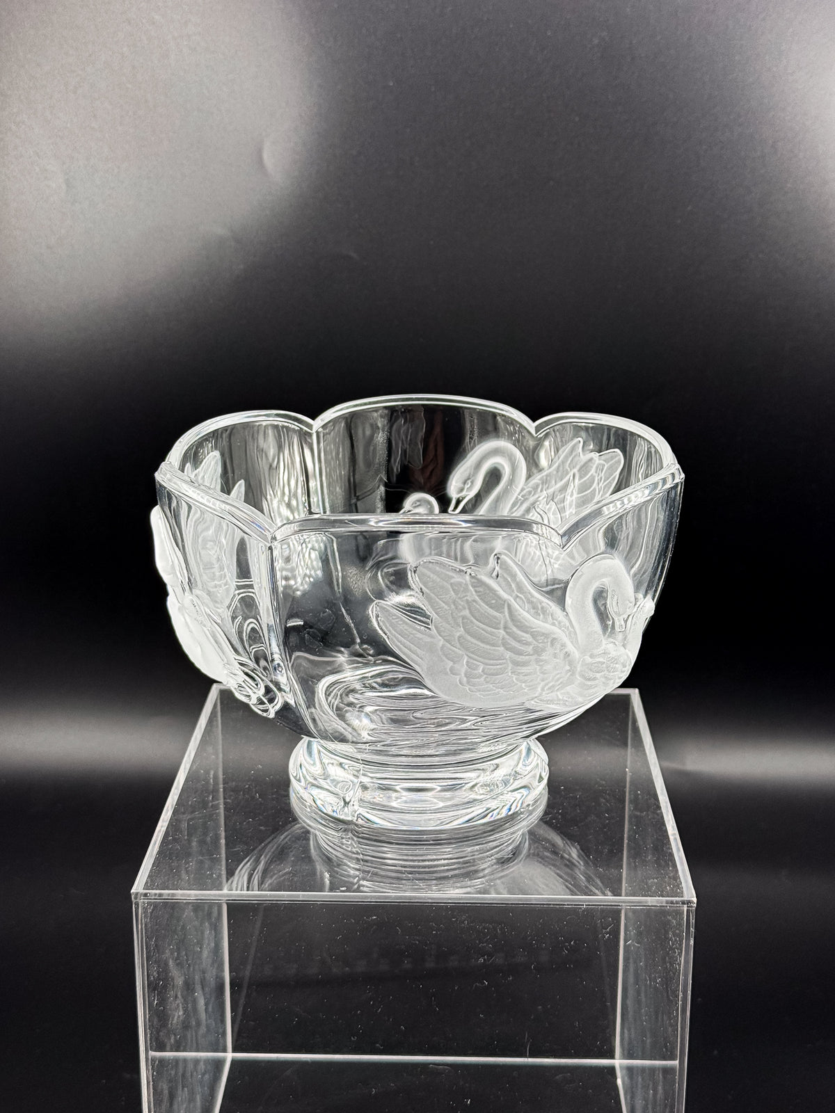 Clear Glass Footed Bowl with Frosted Swan Motifs and Scalloped Rim, Romantic Decorative Candy Dish