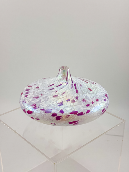 1995 Roger Vines MSH Art Glass Oil Lamp in Iridescent Pink and White with Mount St. Helens Ash, Signed