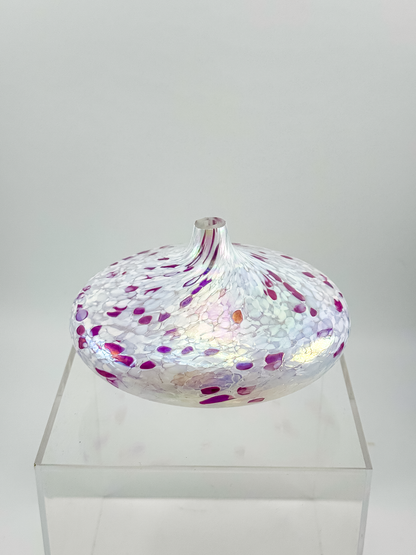 1995 Roger Vines MSH Art Glass Oil Lamp in Iridescent Pink and White with Mount St. Helens Ash, Signed