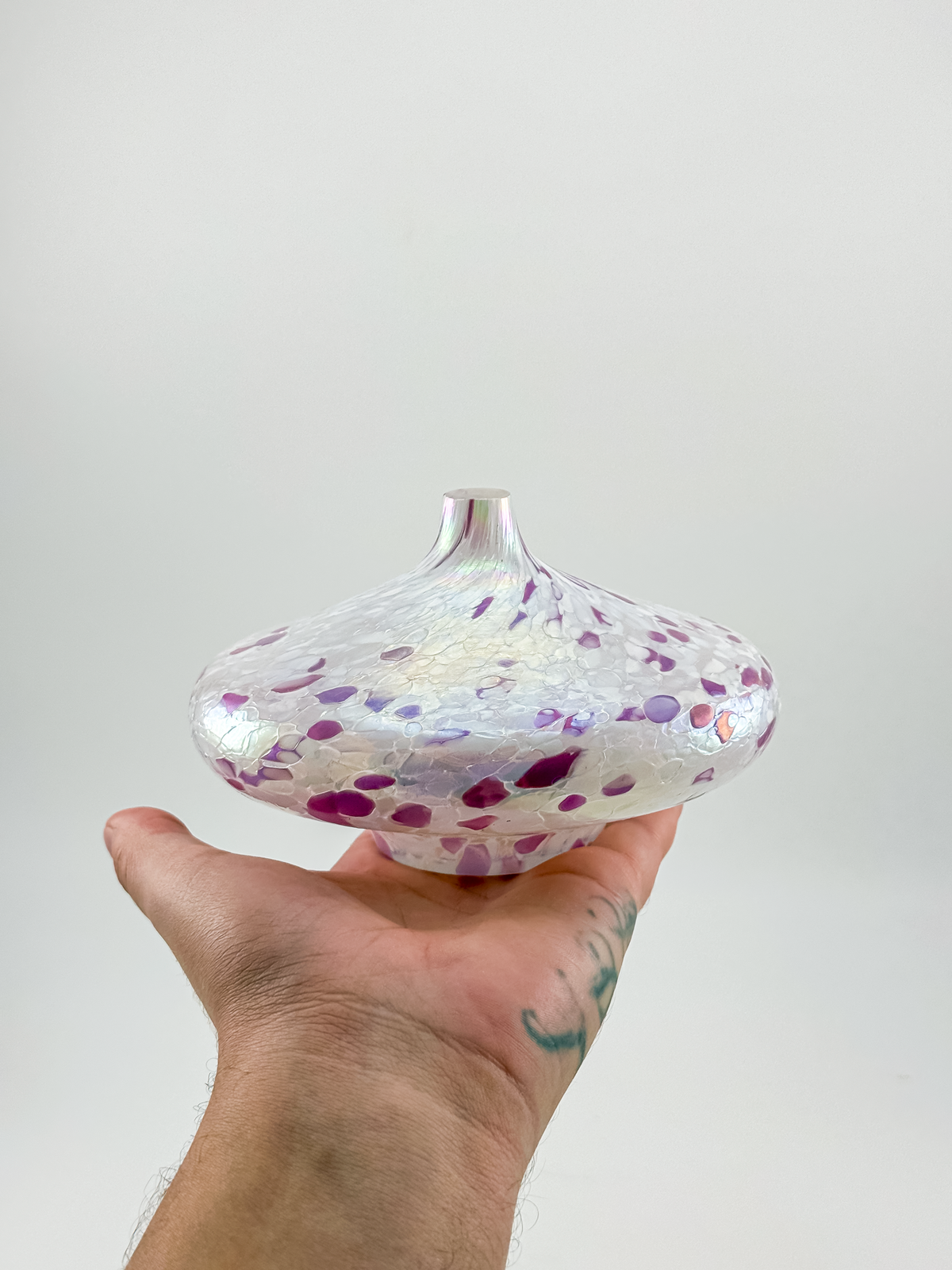 1995 Roger Vines MSH Art Glass Oil Lamp in Iridescent Pink and White with Mount St. Helens Ash, Signed