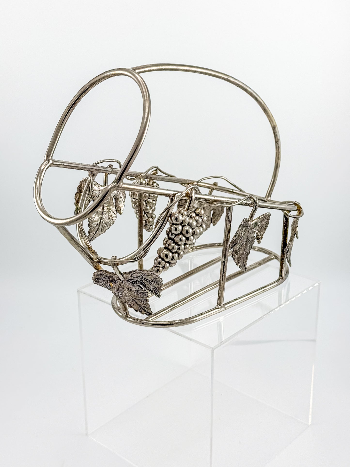 Vintage Godinger Silver Plated Wine Bottle Cradle with Grapevine Motif, Ornate Vine Leaf and Grape Cluster Wine Server