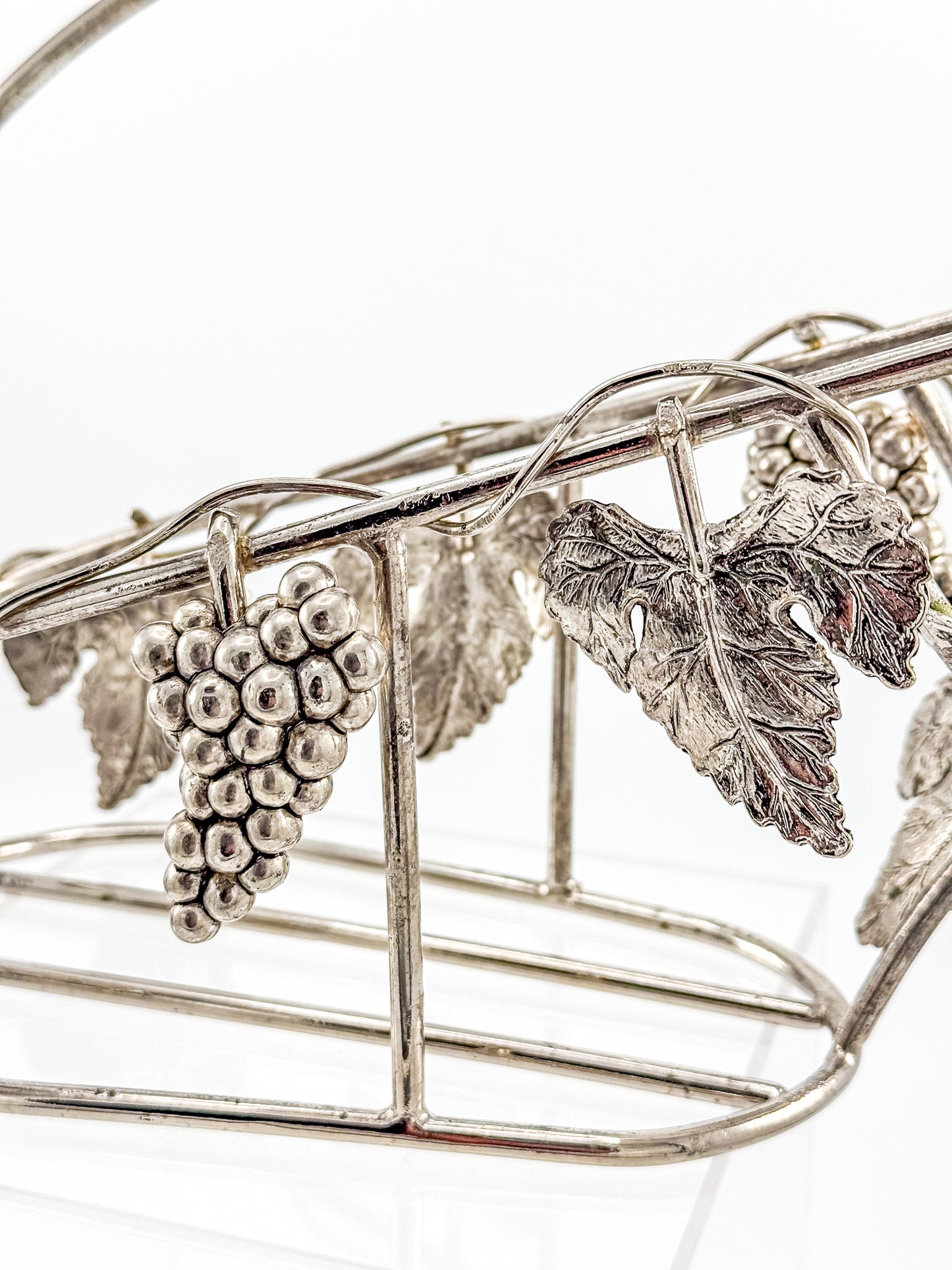 Vintage Godinger Silver Plated Wine Bottle Cradle with Grapevine Motif, Ornate Vine Leaf and Grape Cluster Wine Server