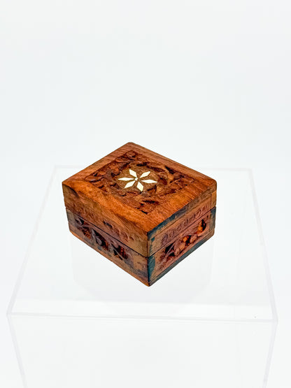 Vintage Carved Wood Trinket Box — Floral Relief & Inlay Lid, Blue Velvet Interior