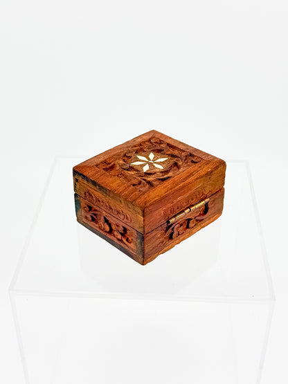 Vintage Carved Wood Trinket Box — Floral Relief & Inlay Lid, Blue Velvet Interior