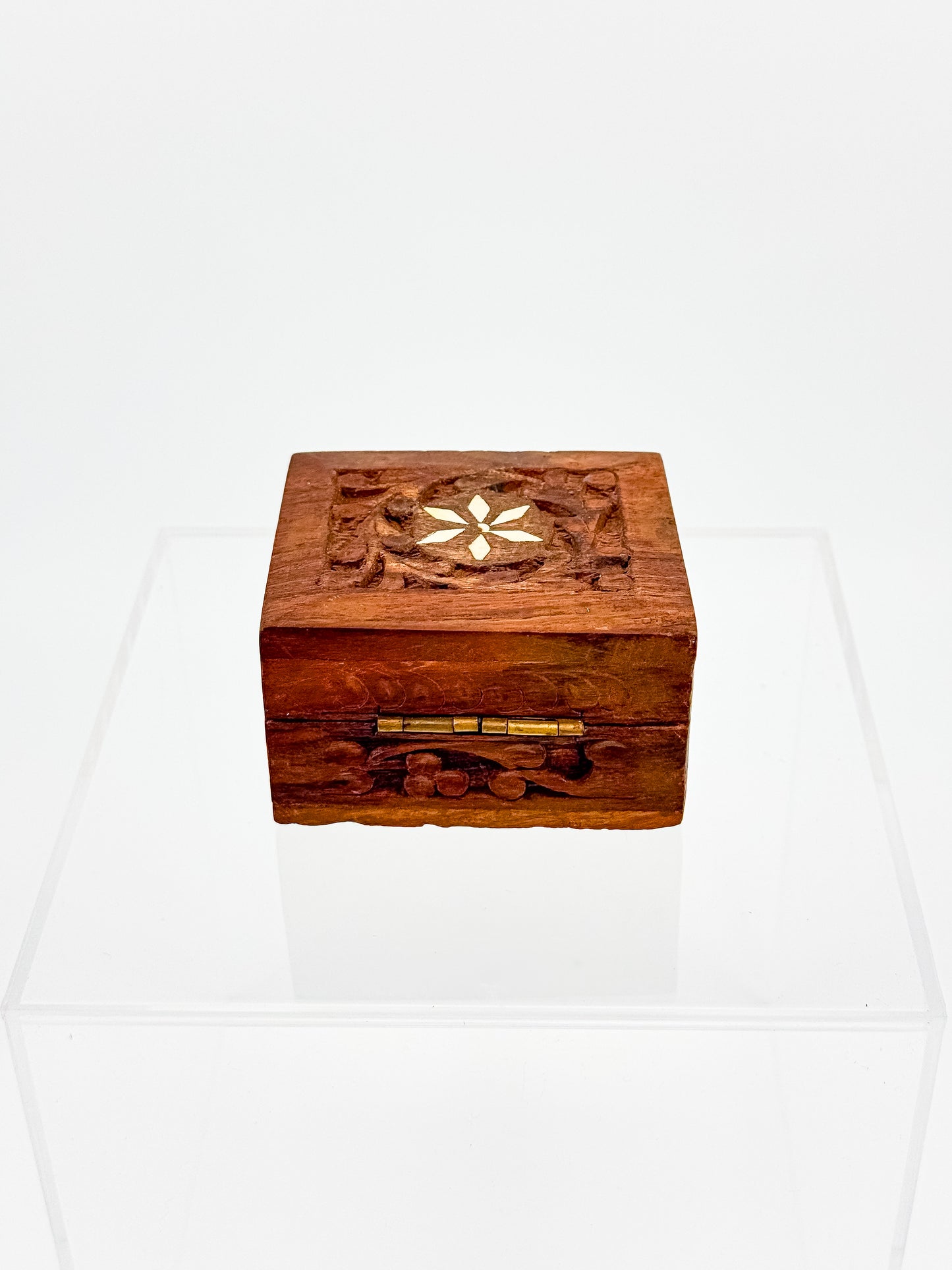 Vintage Carved Wood Trinket Box — Floral Relief & Inlay Lid, Blue Velvet Interior