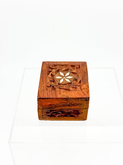 Vintage Carved Wood Trinket Box — Floral Relief & Inlay Lid, Blue Velvet Interior