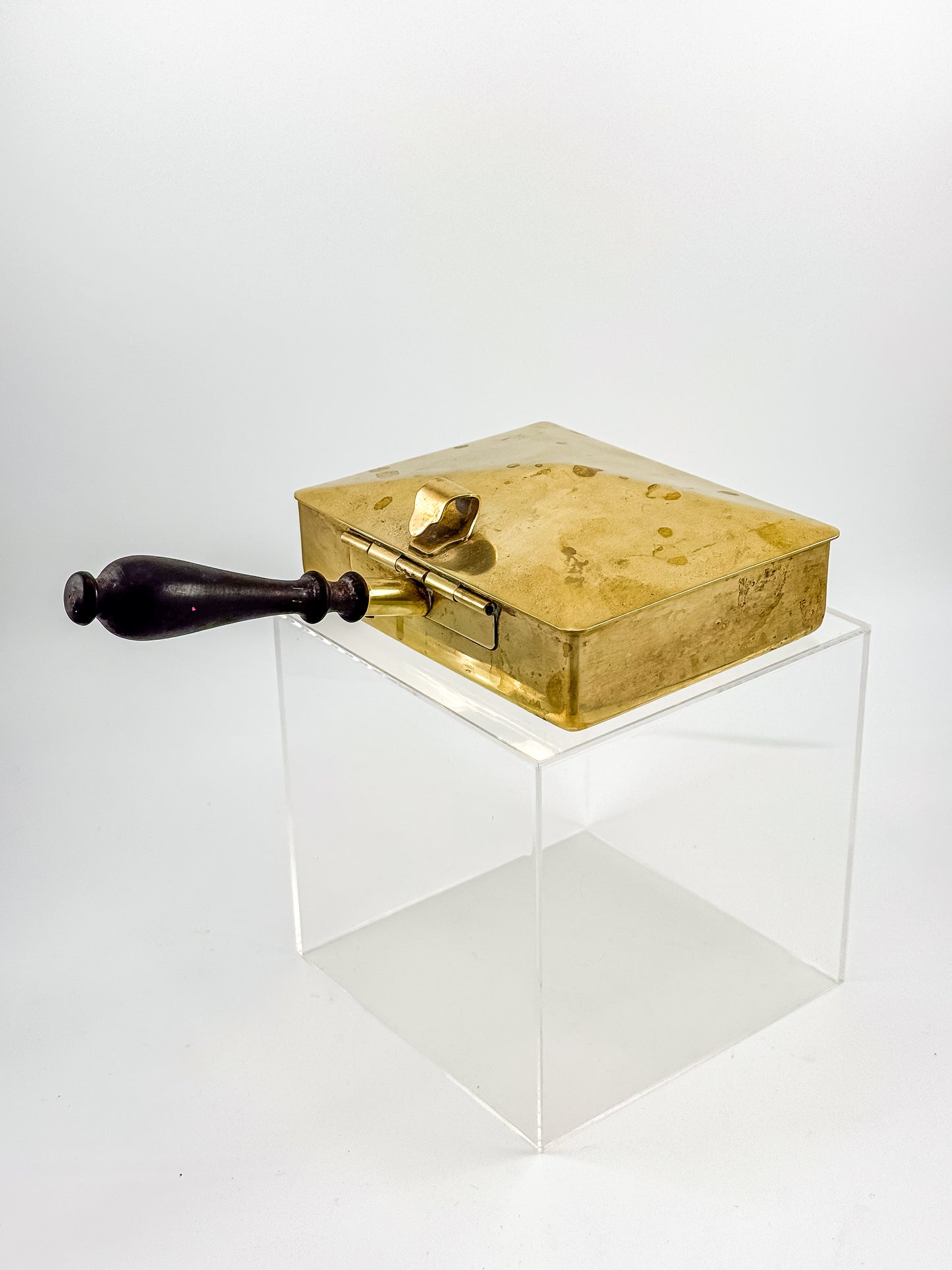 Vintage Unionair USA Brass Silent Butler — Pyramid Lid, Ebonized Wood Handle