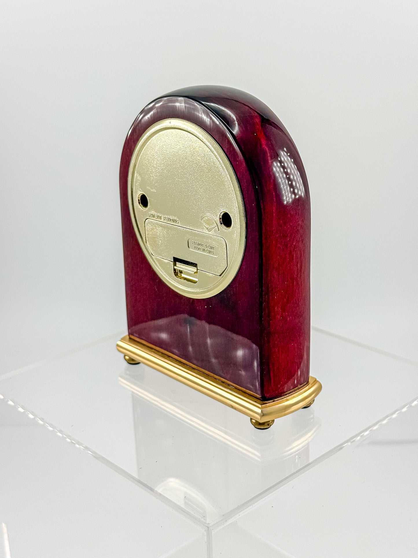 Vintage Danbury Mahogany Arch Desk Clock — Quartz, Gold-Tone Brass Base